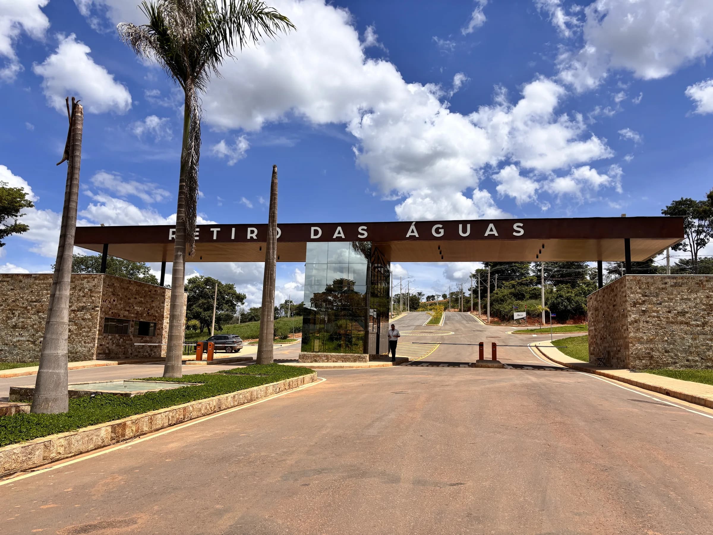 Portaria já construída do Retiro das Águas II